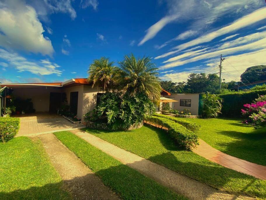 Peace Garden Apartment Monteverde Exterior photo